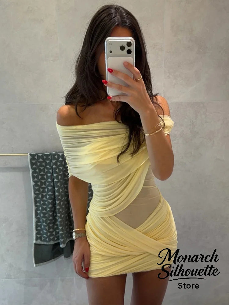 Chic Yellow Gauze Pleated Strapless Dress Women Sleeveless Off Shoulder Slim Short Dresses 2026 Lady Evening Party Vestidos New