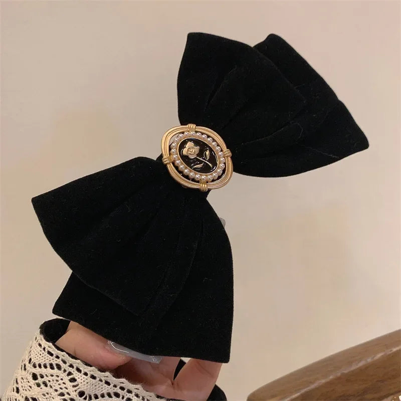 Korean Velvet Bow Hair Pins Fabric Rhinestone Pearl Hair Clips for Women Luxulry Jewelry Spring Clip Gils Hair Accessories